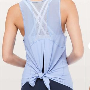 New Lululemon Sculpt tie back Tank mesh sz 6